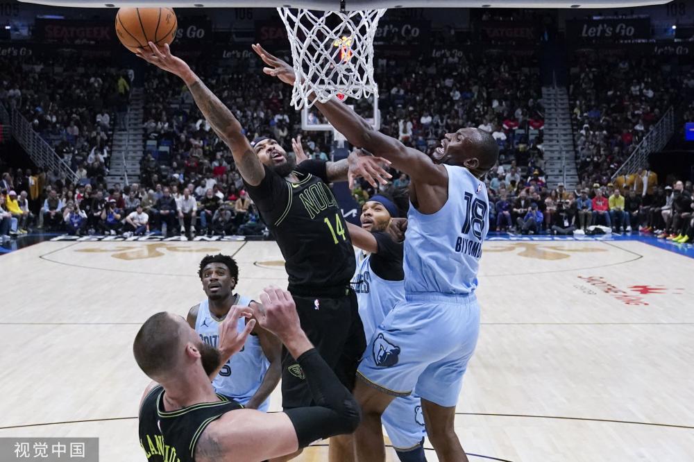 在比赛中拿 在比赛中拿