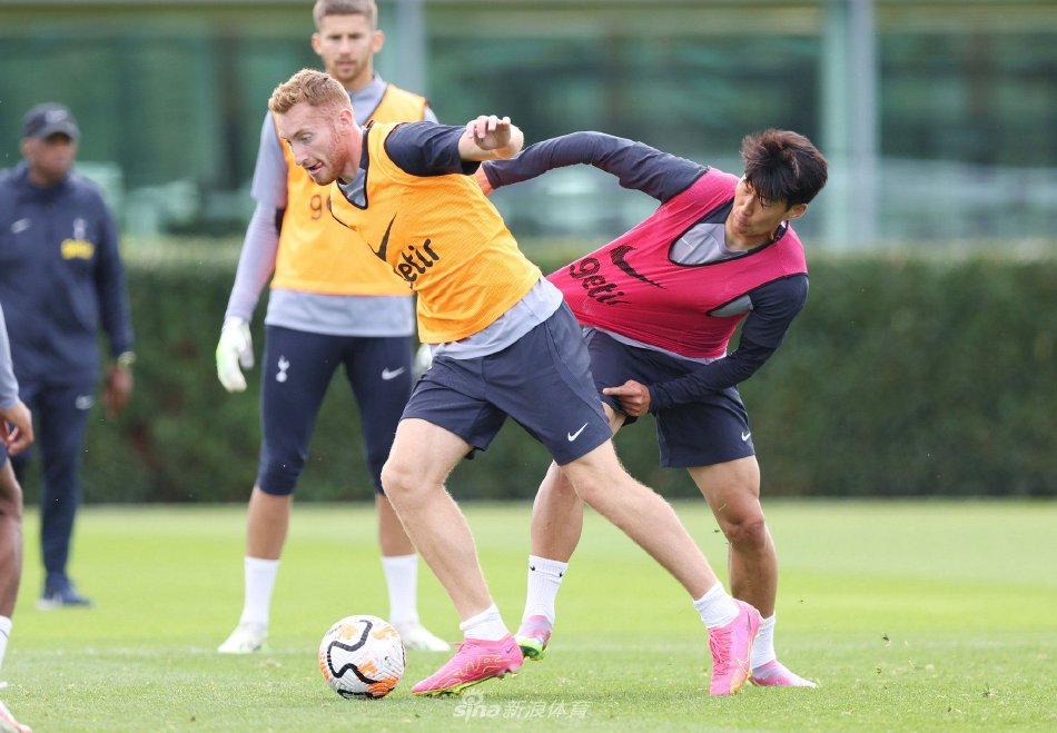 但他在场上 但他在场上